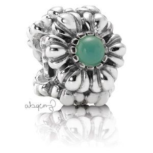 EUC Pandora 790580CH Sterling Silver May Birthday Blooms Bead w/ Chrysoprase